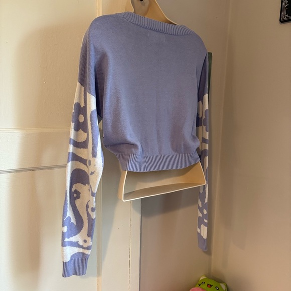 Hollister Floral Lavender Knit Sweater Cropped Top - Picture 6 of 7